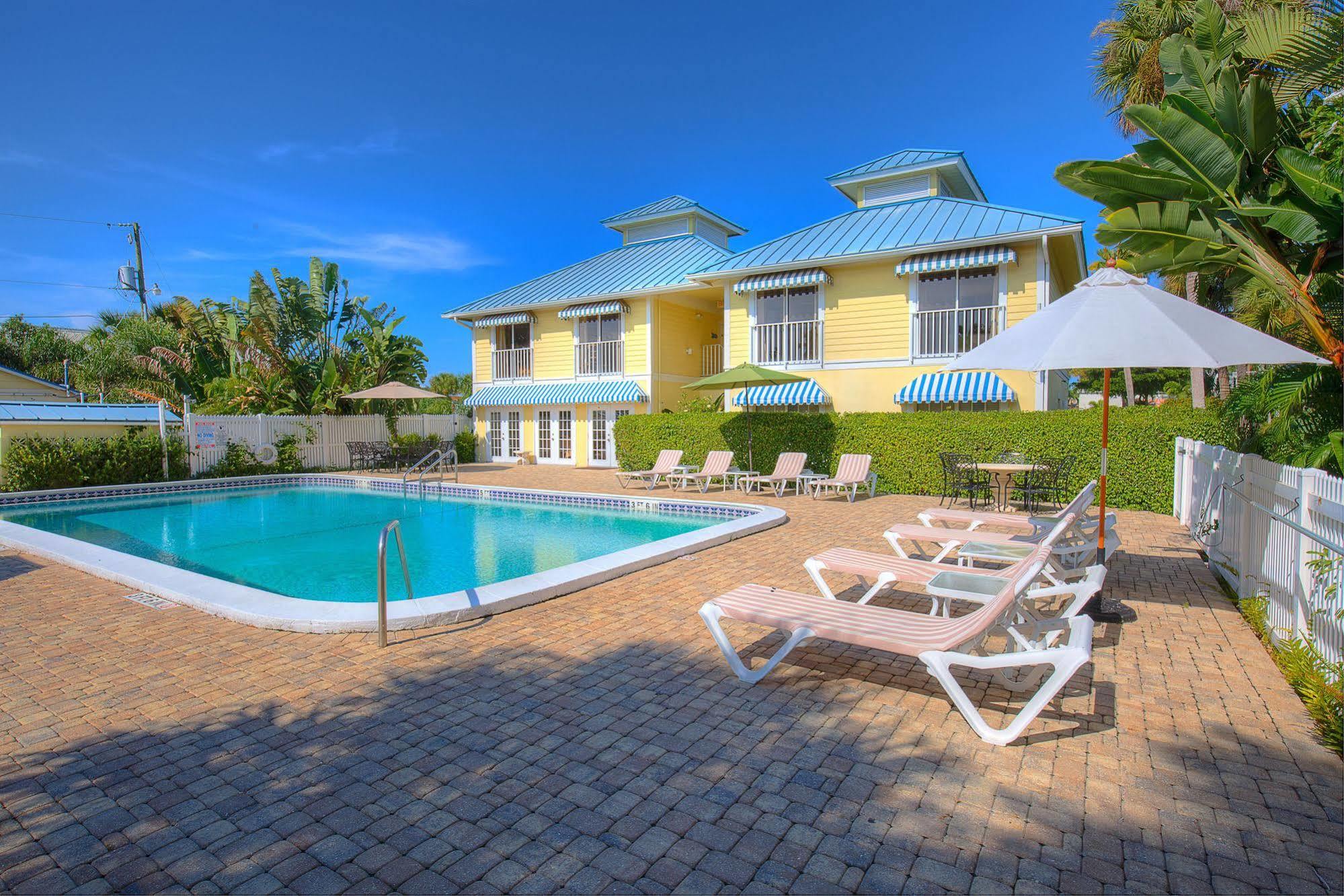 Naples Garden Inn מראה חיצוני תמונה